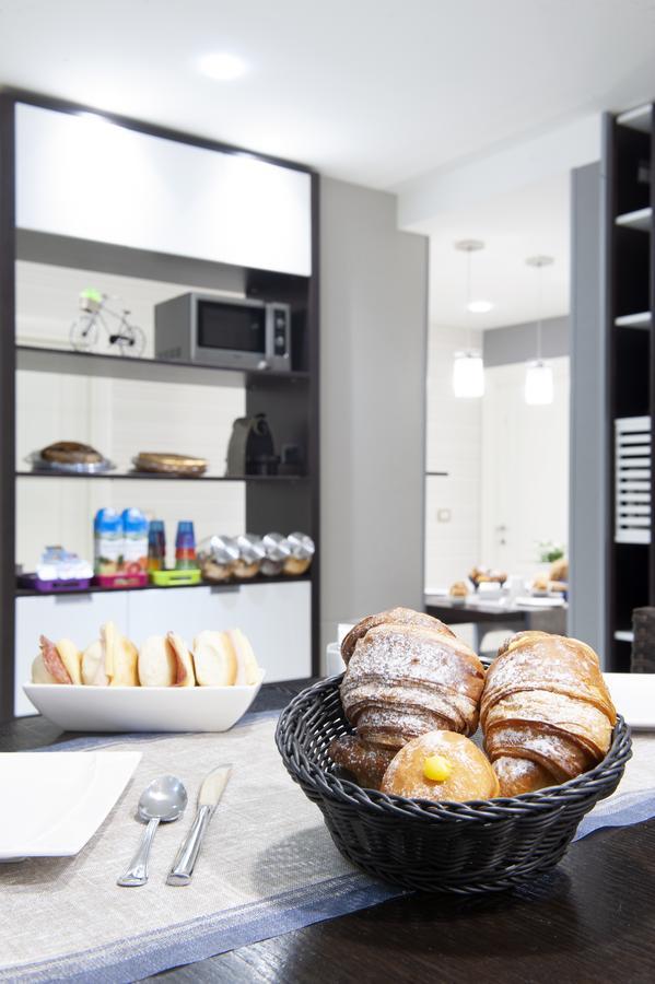 Acomodação com café da manhã  Armonie Romane